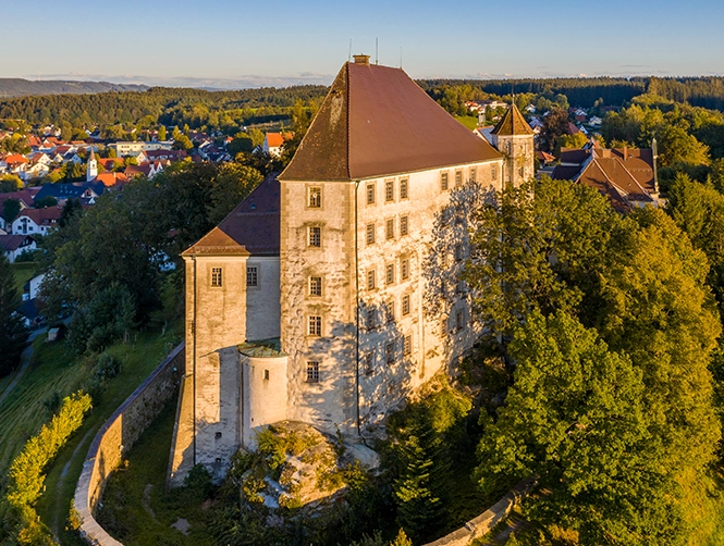 bayerische-landesstiftung-2025-slider-665x502px-schwaben-06