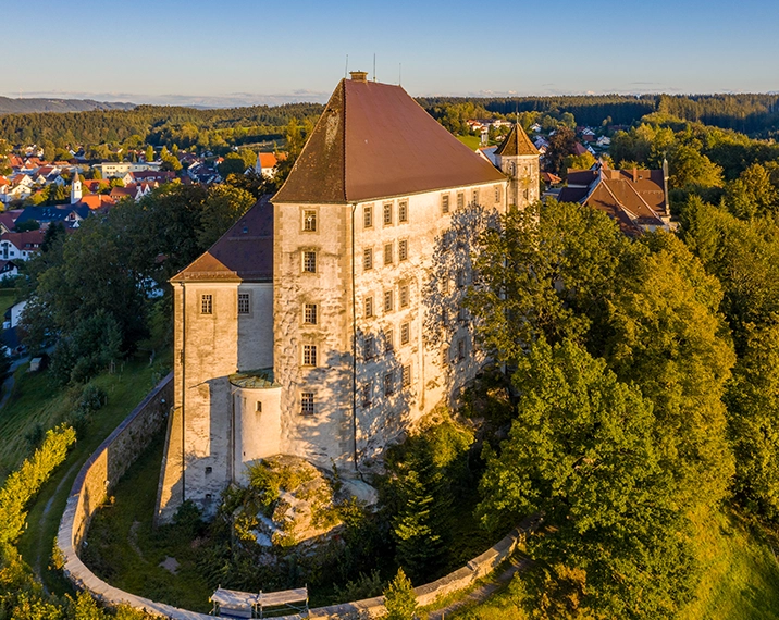 bayerische-landesstiftung-2025-slider-regionen-716x570px-schwaben